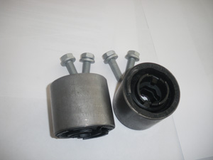 Kit silentblocs de chasse type origine Renforcés (diam.66) = 104.00 HT 