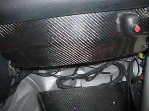 Plaque boîte à gants Carbone (non percée)- 38.00 HT