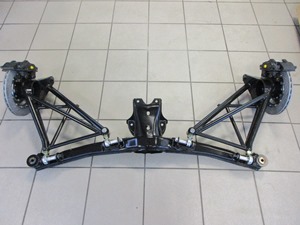 Train AR complet (traverse / bras / roulements / moyeux / rotules ) - 4200.00 HT